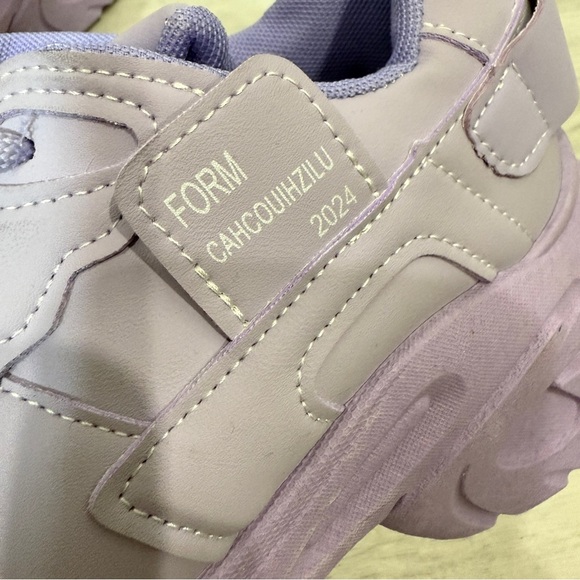 Chunky Women's Triple S Sneakers in Lilac Purple Size 9 - Picture 12 of 17
